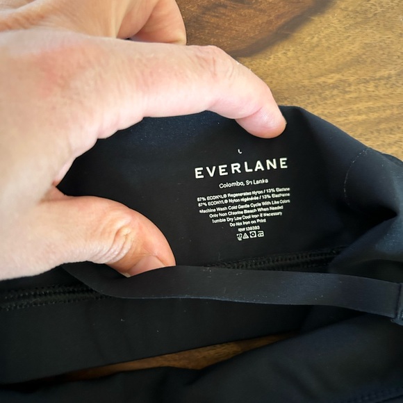 The Invisible Square Neck Bralette - Picture 4 of 4